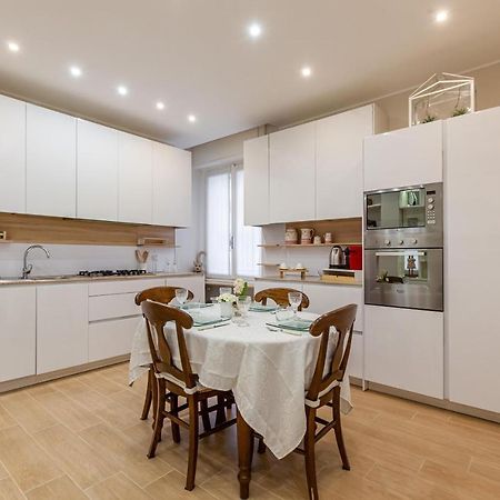 Bright Apt In Milano Citta Studi - 2 Balconies المظهر الخارجي الصورة