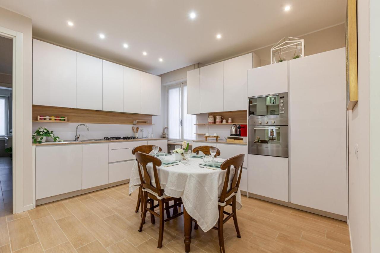 Bright Apt In Milano Citta Studi - 2 Balconies المظهر الخارجي الصورة